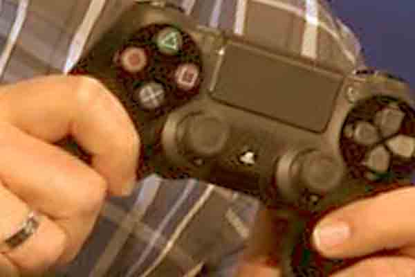 El botón de Share del DualShock 4 fue idea de Sony Santa Monica